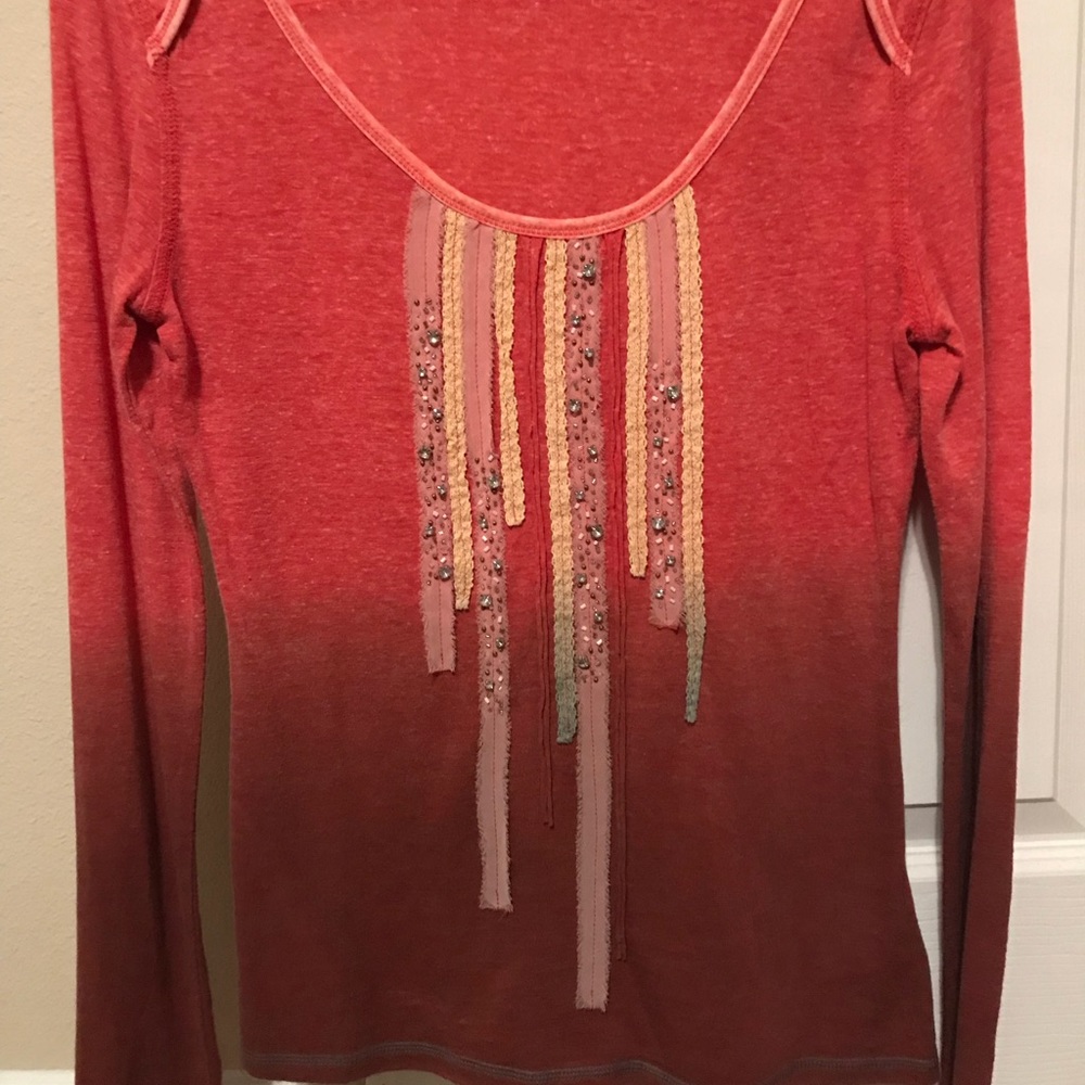 Miss Me Red Ombré Long sleeve Top